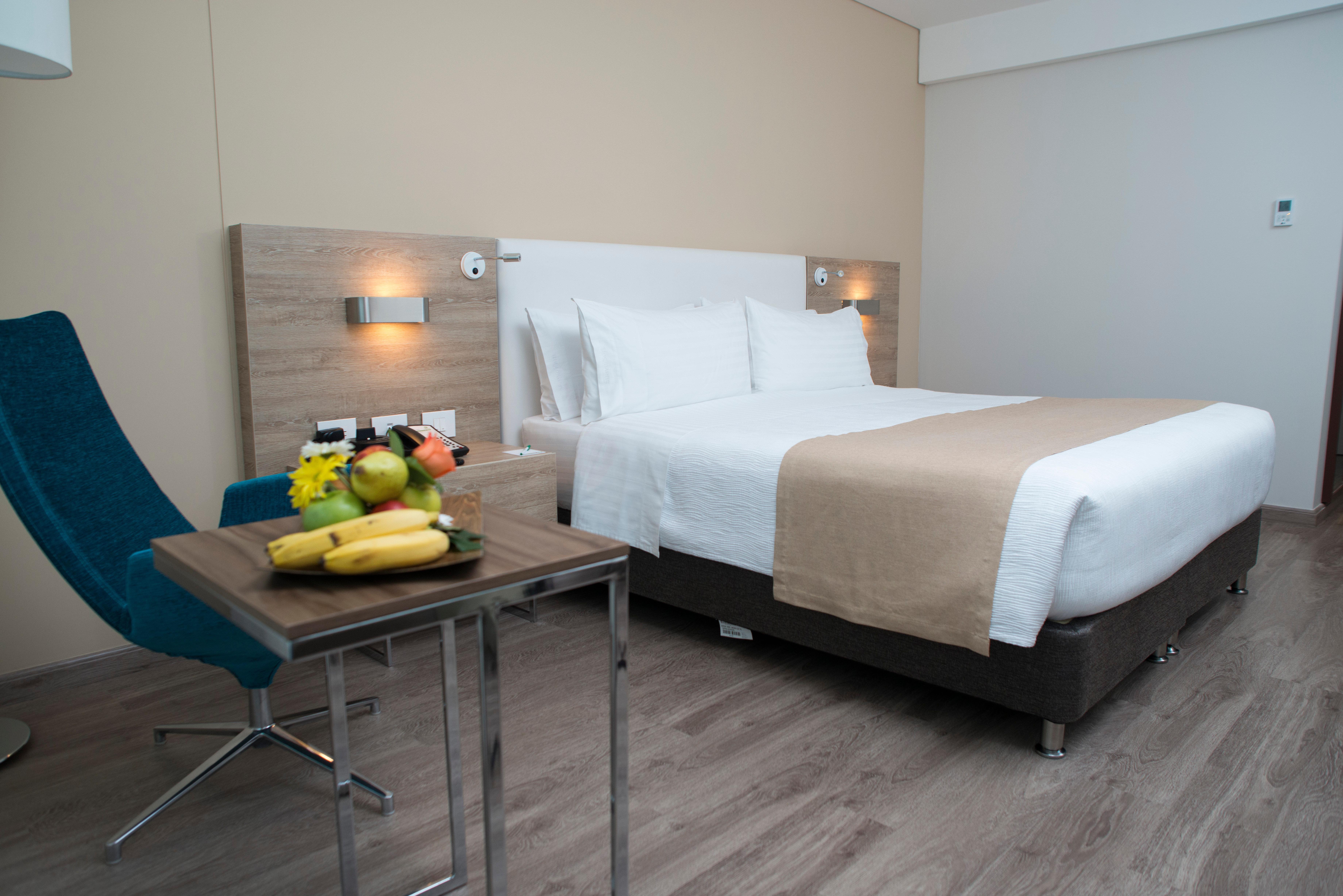 Holiday Inn Cucuta By Ihg Ngoại thất bức ảnh A room at the hotel