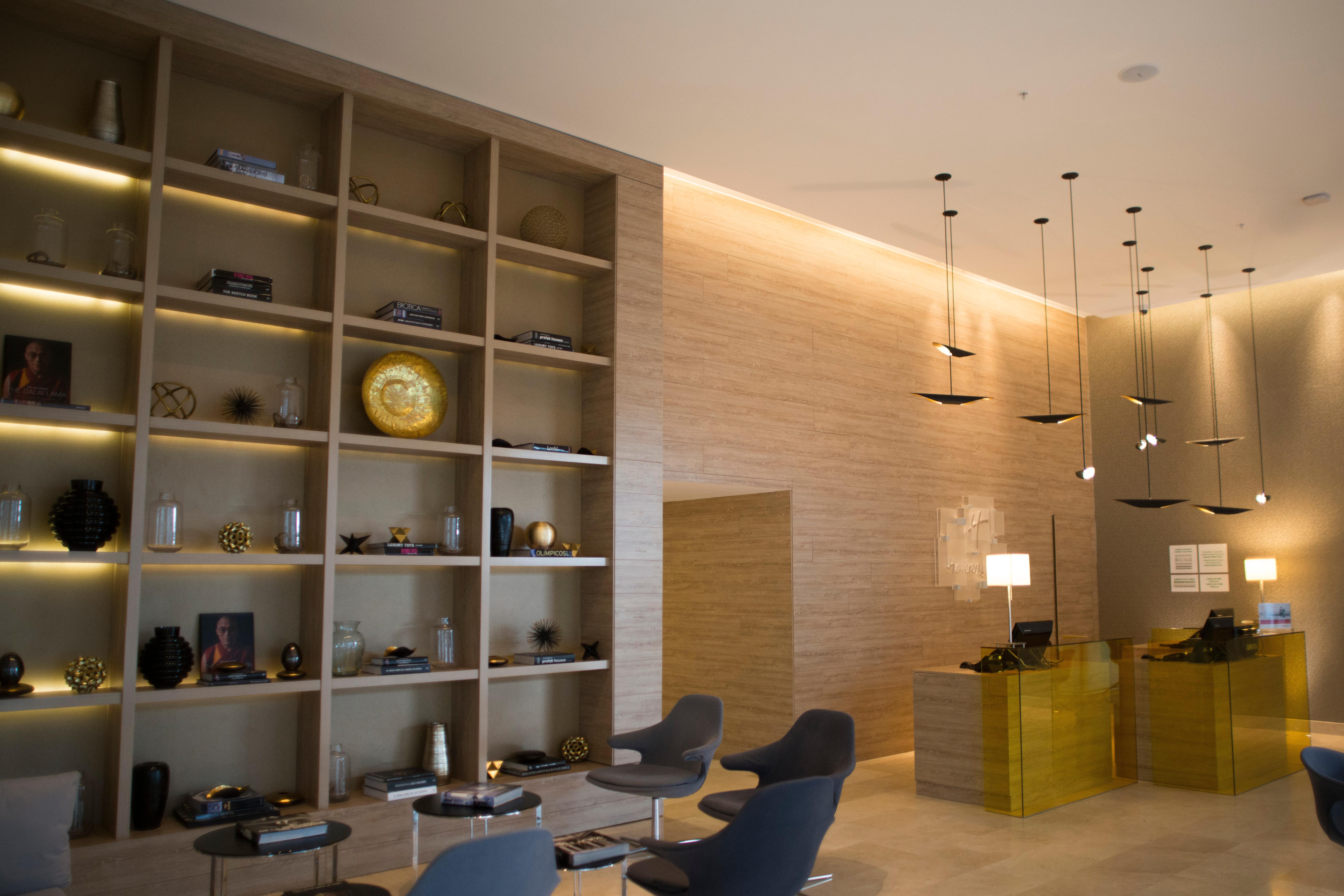 Holiday Inn Cucuta By Ihg Ngoại thất bức ảnh The interior of the lounge